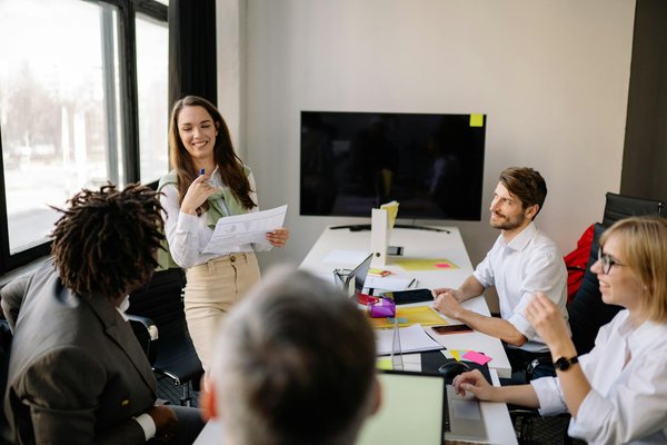 Top idées de pancartes extérieures à petit prix pour allier style et efficacité